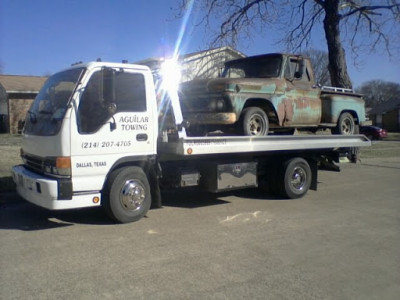 Aguilar Towing Services JunkYard in Dallas (TX) - photo 1