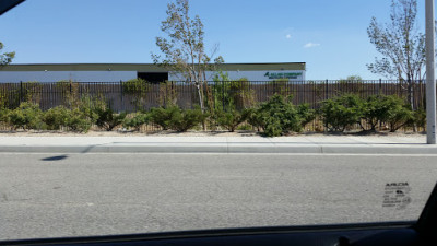 Allan Company Recycling Center JunkYard in Palmdale (CA) - photo 3