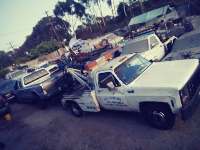 Alcon Buy's Junk Cars JunkYard in Los Angeles (CA) - photo 1