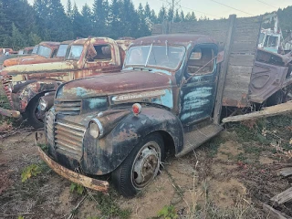 Howard's Wrecking Yard JunkYard in Vancouver (WA) - photo 2