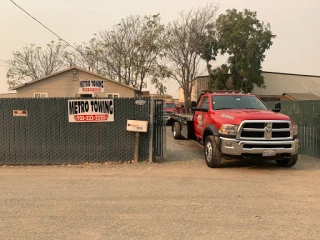 Metro Towing JunkYard in Elk Grove (CA) - photo 1