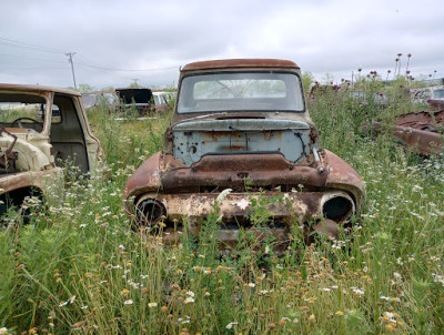 Payless Salvage JunkYard in Springfield (MO) - photo 1