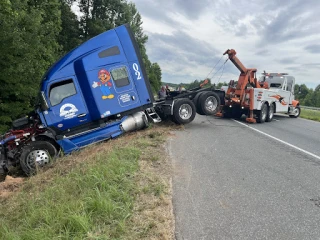 AimHigh Towing & Recovery JunkYard in Charlotte (NC) - photo 2