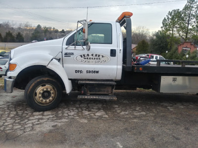 Tri City Wrecker and Auto JunkYard in Oklahoma (OK) - photo 2