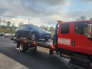 Charleyman Towing & Wrecker Service JunkYard in Charlotte (NC) - photo 3