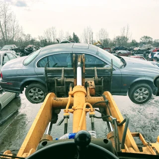 Inter Cash For Cars JunkYard in Detroit (MI) - photo 3