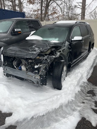 Cash For Cars - Minneapolis North JunkYard in Minneapolis (MN) - photo 2