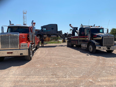 Mike Bounds Towing & Recovery JunkYard in Abilene (TX) - photo 1