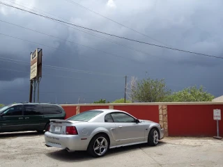 Yellows Used Auto Parts & Auto Sales JunkYard in Brownsville (TX) - photo 4