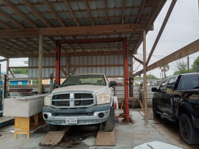 Cantu's Auto Repair & Wrecker JunkYard in Port Isabel (TX) - photo 3