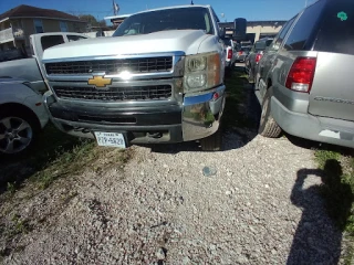 Cantu's Auto Repair & Wrecker JunkYard in Port Isabel (TX) - photo 4