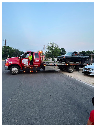 Action Towing & Recovery JunkYard in Killeen (TX) - photo 1