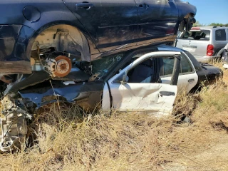 J G Metro Auto Parts Inc JunkYard in Laredo (TX) - photo 4