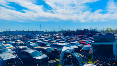 Lee's Used Auto Parts Inc JunkYard in Alvin (TX) - photo 1