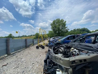 Bessler U Pull & Save JunkYard in Hebron (KY) - photo 4