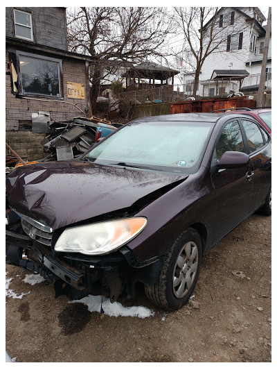 Rusty Hook Auto Salvage in Pittsburgh JunkYard in Pittsburgh (PA) - photo 3