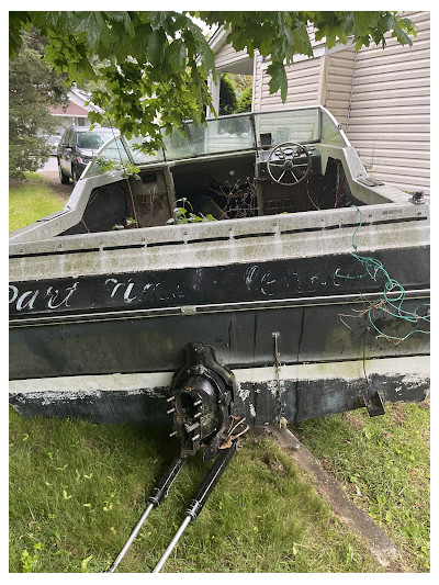 Boat Dump Long Island JunkYard in Deer Park (NY) - photo 3