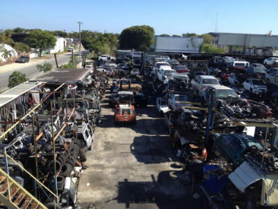 Aalba Auto Salvage JunkYard in New York (NY) - photo 4