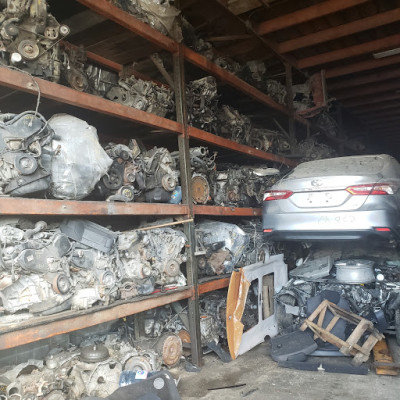 USED AUTO PARTS JunkYard in New York (NY) - photo 3