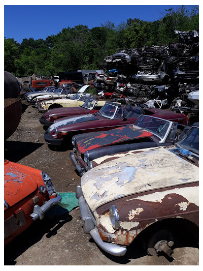 Specht's Auto Recycling JunkYard in Warwick Township (NY) - photo 2