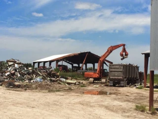 Metals and Recycling 77 JunkYard in Brownsville (TX) - photo 2