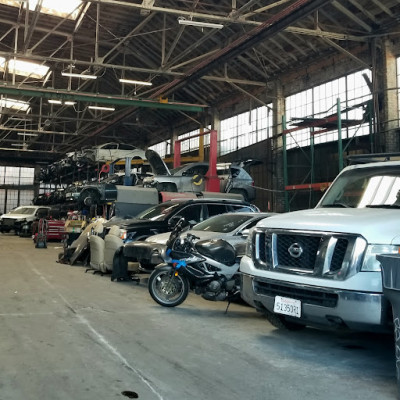 Cypress Auto JunkYard in Oakland (CA) - photo 1