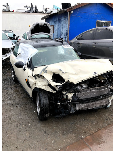 Dave´s Auto Parts Wrecking San Diego JunkYard in San Diego (CA) - photo 2