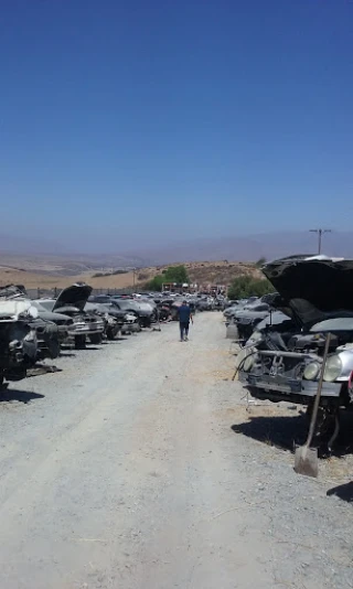 A Atlas Auto Recycling 2 JunkYard in San Diego (CA) - photo 2