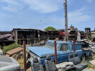 Infinity Auto Salvage JunkYard in East Palo Alto (CA) - photo 1