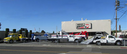 House of Wreckers JunkYard in San Carlos (CA)