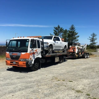 Jeff Ramirez Towing JunkYard in Fairfield (CA) - photo 2