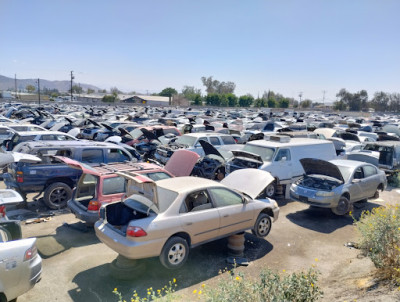 LKQ Pick Your Part - Fontana JunkYard in Fontana (CA) - photo 3