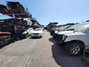 Nissan Place Auto Wrecking JunkYard in Los Angeles (CA) - photo 1