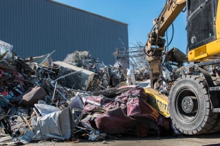 Pacific Auto Recycling Center JunkYard in Lancaster (CA) - photo 2