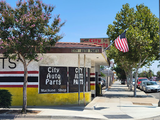 City Auto Parts JunkYard in Pomona (CA)