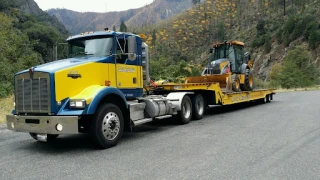 Civic Center Towing, Transport & Road Service JunkYard in Richmond (CA) - photo 3