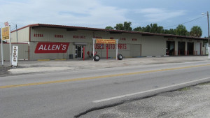 Allen's Used Auto Parts JunkYard in Tampa (FL) - photo 1