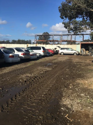 Max Auto Wrecking INC JunkYard in Arroyo Grande (CA) - photo 4