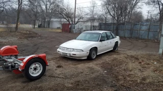 East Michigan Auto Parts JunkYard in Ypsilanti (MI) - photo 2