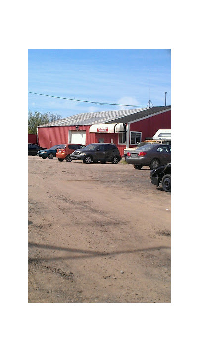 East Michigan Auto Parts JunkYard in Ypsilanti (MI) - photo 4