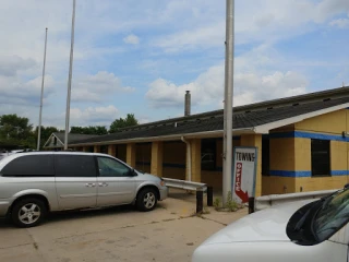 Shroyer's Auto Parts JunkYard in Lansing (MI) - photo 3