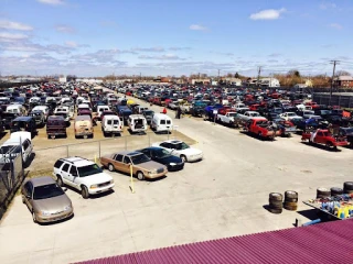 Parts Galore JunkYard in Detroit (MI) - photo 3