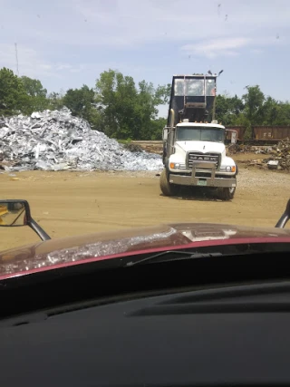 Schnitzer Steel JunkYard in Columbus (GA) - photo 2