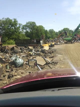 Schnitzer Steel JunkYard in Columbus (GA) - photo 3