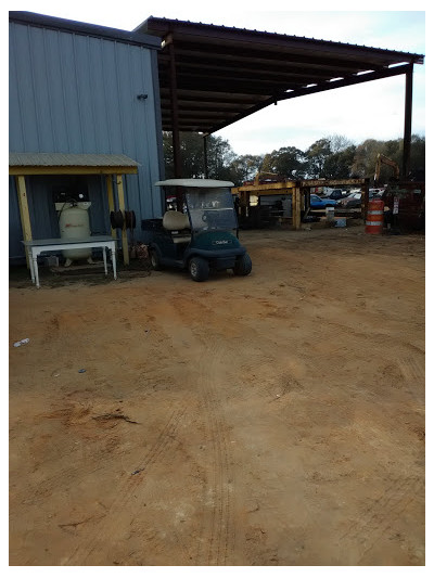 Macon County Recycling JunkYard in Montezuma (GA) - photo 2