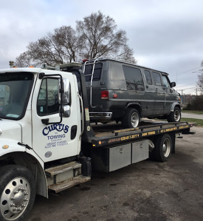 Curtis Towing & Salvage Inc JunkYard in Aurora (IL) - photo 1