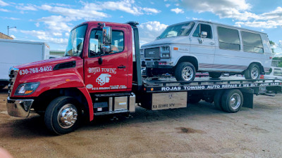 Rojas Towing Auto Repair LLC JunkYard in Aurora (IL) - photo 1