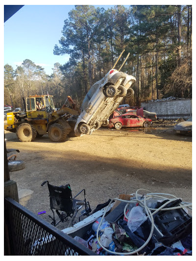 Crazy George's Auto Sales JunkYard in Walker (LA) - photo 1