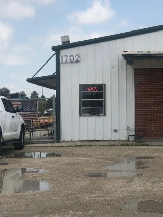 KING AUTO SALVAGE JunkYard in Belle Chasse (LA) - photo 2