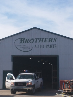 Brothers Auto Parts - photo 3